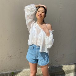 LEVI'S High Waisted Mom Shorts Spring 2022 Collection