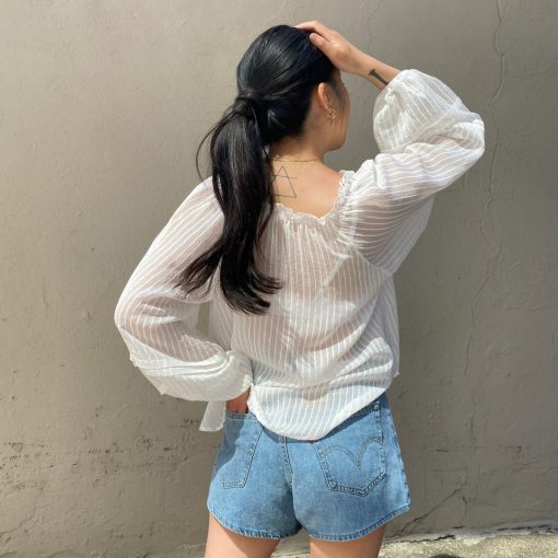 LEVI'S High Waisted Mom Shorts Spring 2022 Collection